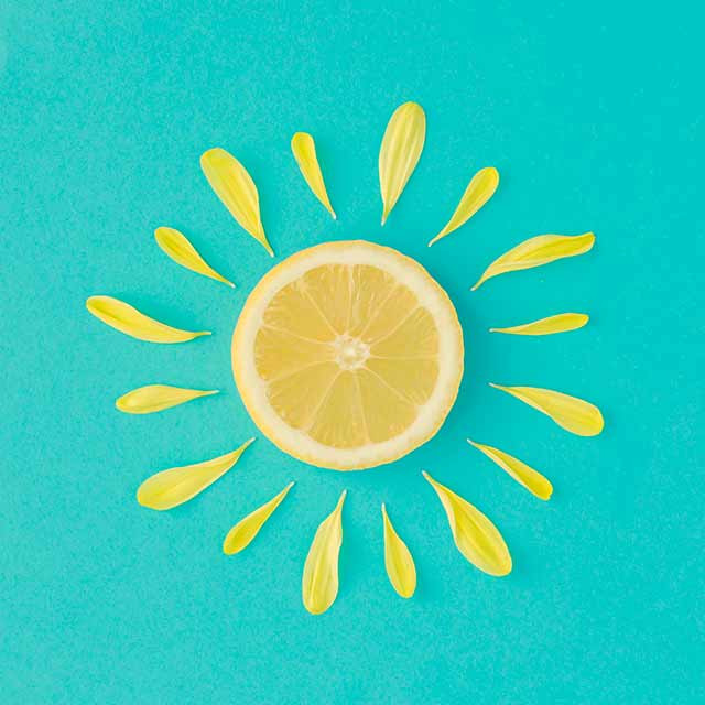 Vitamya®: preparatore abbronzatura. Vitamya®: preparatore abbronzatura.