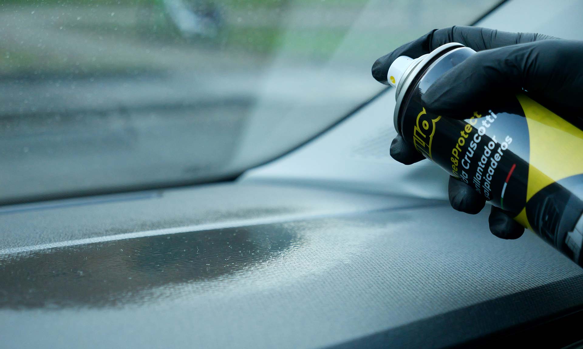 Bullock® CarCare: la linea completa per la cura dell'auto.